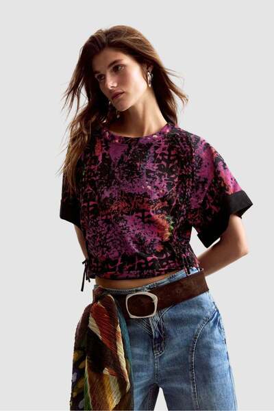Desigual Women's T-shirt black with mixed artistic print - M