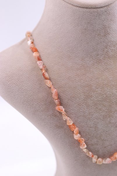 SAURACHI Sunstone Amorphous Cut Pendant Natural Stone Array