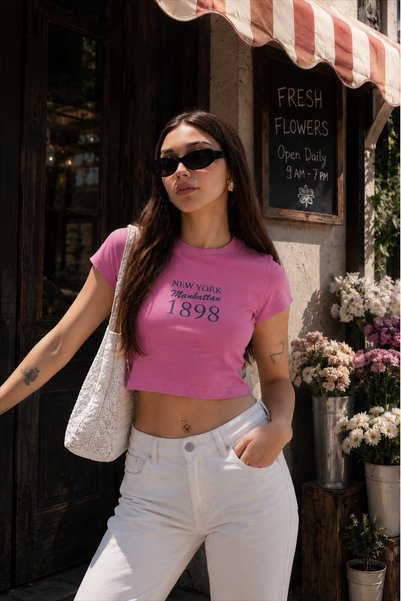 Merci Women's Pink Slim Fit New York Printed Crop T-Shirt (95% Cotton)