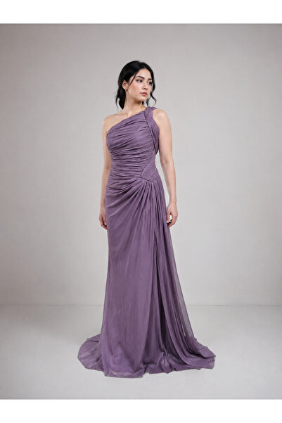 Queens dresses فستان سهرة بكسرات