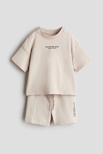 H&M Tişört ve Şort İçeren 2 Parçalı Set
