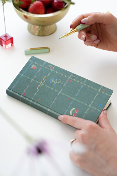 Matt Notebook 9x18 cm Keten Süresiz Haftalık Planlayıcı Kareli Cep Ajandası