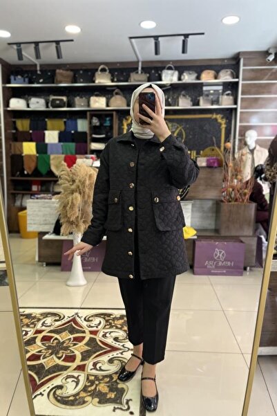 HÜMEYRA BUTİK Quilted jacket