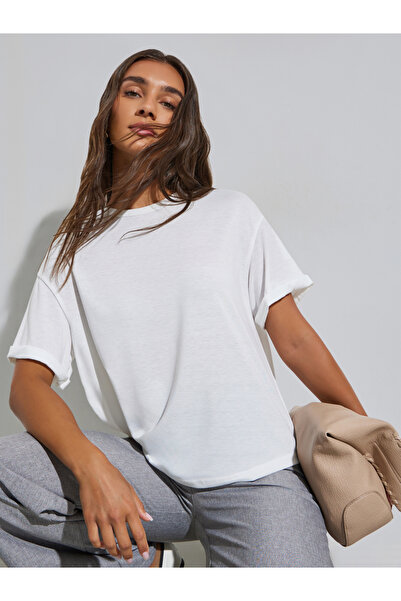 Styli White Knitted Round Neck T-Shirt