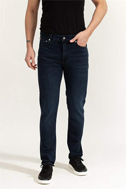 Tommy Hilfiger Men's Slim Fit Straight Leg Denim Black Jeans