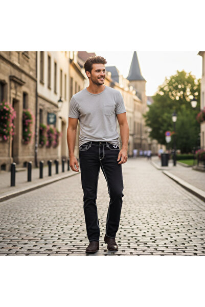 True Religion جينز أسود بخياطة بيضاء متباينة