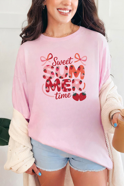 Sarah's Boutique Women's T-shirt – 100% cotton – Strawberry Summer