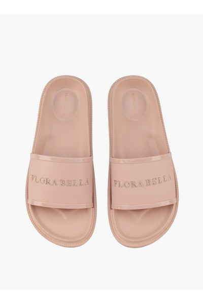 Flora Bella by Shoexpress شباشب نسائية منقوشة بشعار