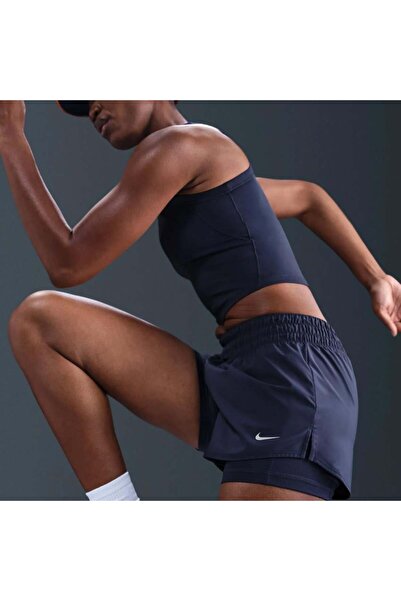 Nike One Dri-FIT Orta Bel 8 cm 2'si 1 Arada Şort - Lacivert
