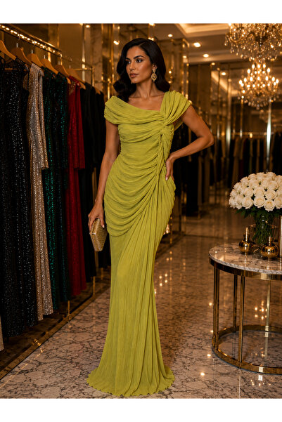 FOR COSTUME فستان سهرة طويل بتفاصيل كتف مطوي وتفاصيل ثنيات 10128