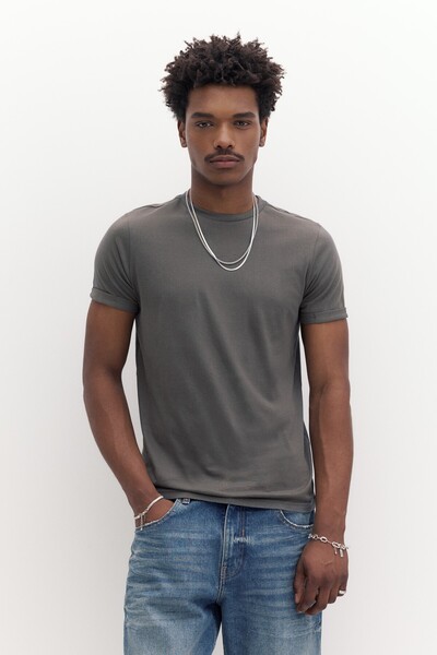 Pull & Bear Muscle fit t-shirt