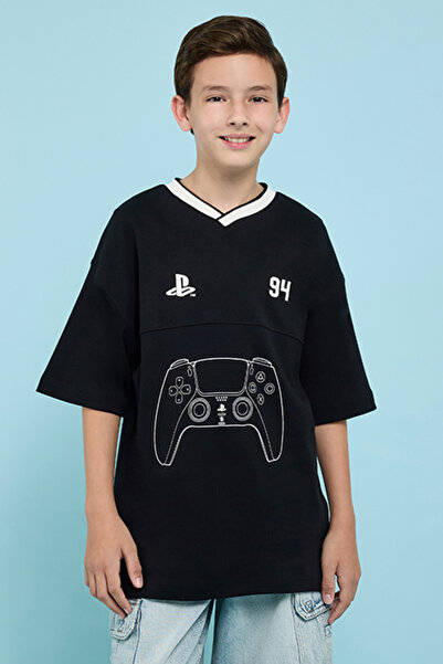 R&B PlayStation Print Oversized T-Shirt with Crew Neck and Short Sleeves