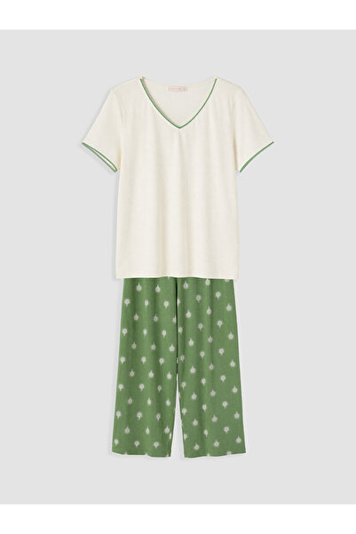 LC Waikiki Esvab • Modern & Distinctive V Dikim Women's Capri Pajama Set