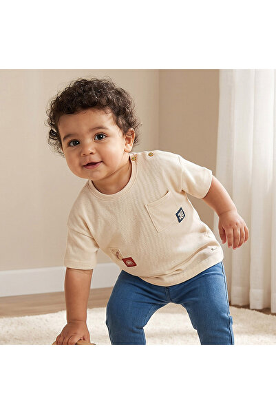 giggles Crew Neck Short Sleeves T-shirt with Pocket