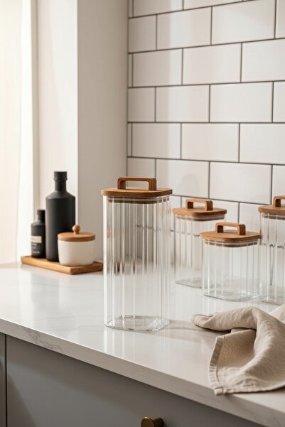 Luca Mia Avora Acacia Lid Square Glass Jar (1750 ml 10X10X22.5 cm)