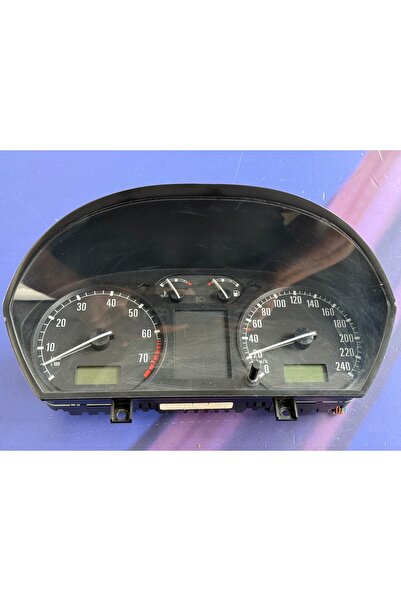 Skoda Fabia Ceasuri bord 1 motor 1.4benzina cod 6Y0920880B