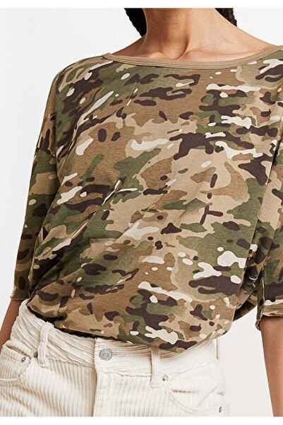 G-STAR RAW تي شيرت نسائي Vim Loose R T WMN 1/2 SLV باللون الكاكي والأخضر العس...