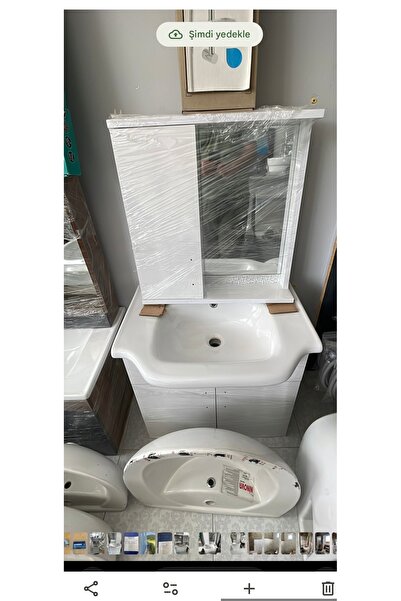 UYAR Banyo dolabi