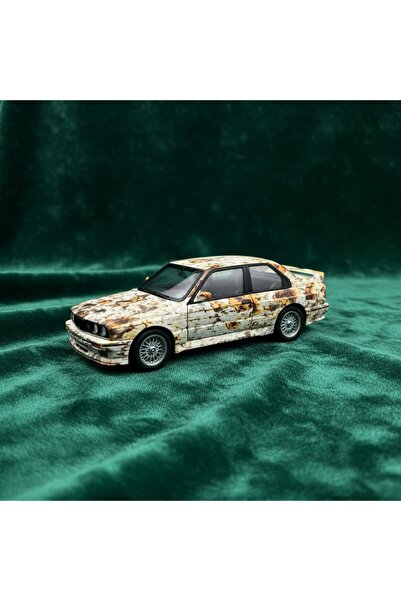 Pravalia Magica Mașină Metalică BMW M3 E30, 1:24, Efect Rugină