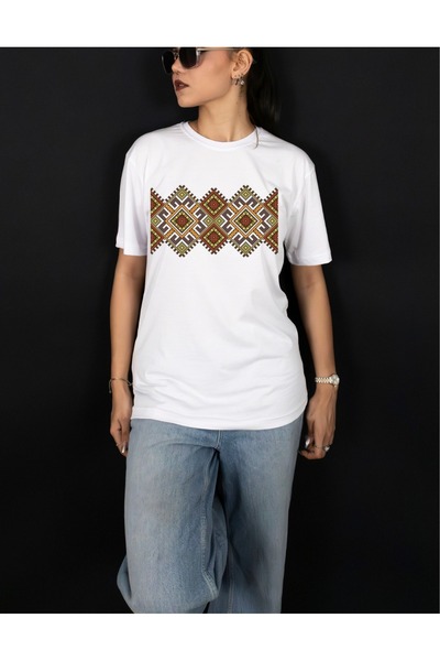 Krays Unisex Carpet Patterned T-Shirt Vintage Ethnic Embroidery Look Cotton R...