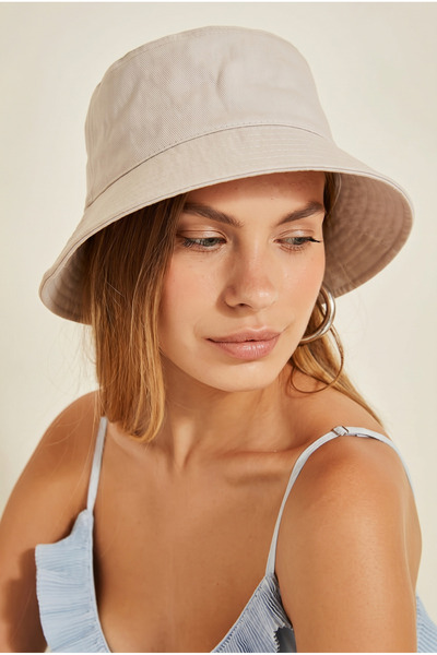 Katia&Bony Women's Basic Light Gray Hat