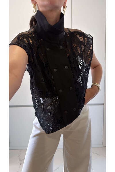 BİRCANÇİL Yogle Black Lace Detailed Crop Blouse Set