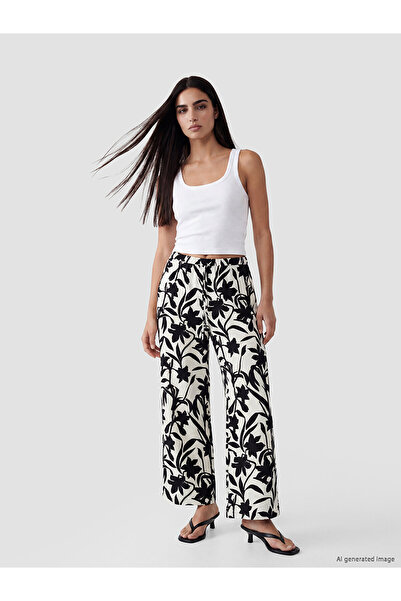 LC Waikiki Özmarka New Season Elastic Waist Floral Women's Trousers