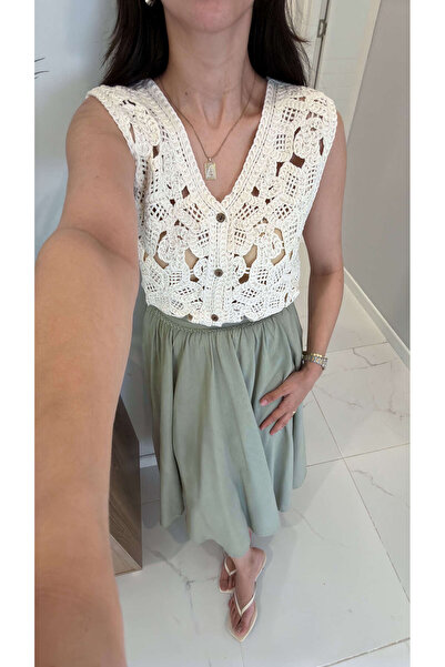 BİRCANÇİL Fetas Cream Colored Vest with Detailed Embroidery