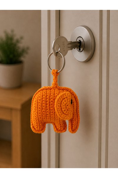 FLY LIFE Hand-Knitted Amigurumi Keychain / Bag Charm
