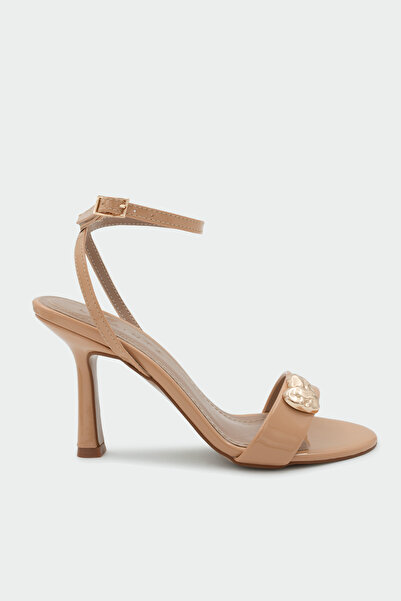 LAMİNTA Young Heart Detailed Single Strap Women's Nude Heeled Shoes