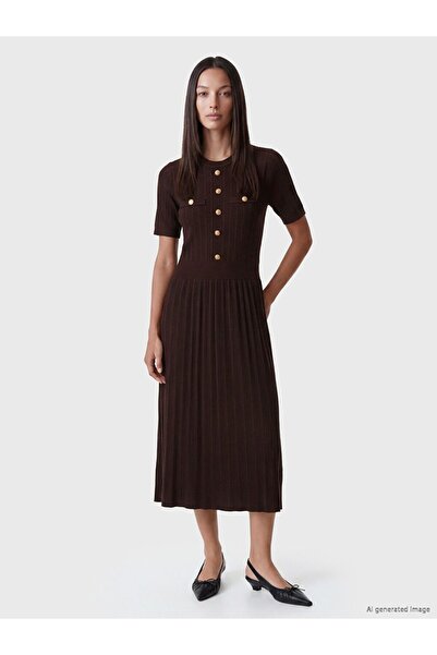 LC Waikiki Lcw Everyday Brown Crew Neck Buttoned Knitwear Dress