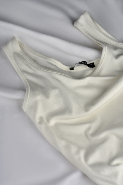 Femira Magaza Women's Ribbed Strap Basic Athlete Top Stretchy Fabric