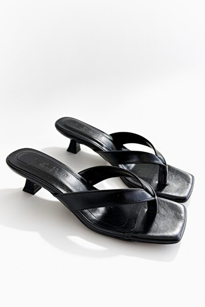 Shoebutik Noa Black Square Toe Flip Flops Women's Slippers