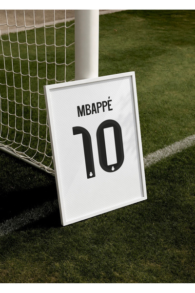 Base Concept Tablou Poster Kylian Mbappe 10 Real (Înrămat)