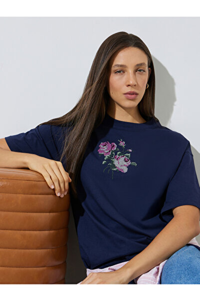 Styli Navy Blue Oversized Embroidered Cotton T-Shirt