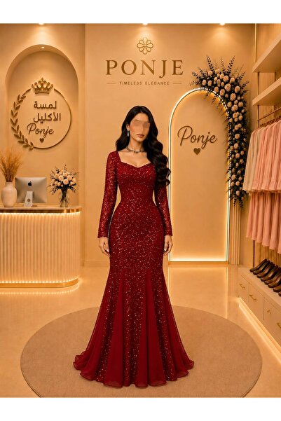 genric A Dress That Embodies the Pinnacle of Elegance with a Flowy Design Tha...