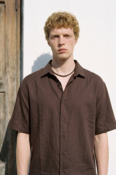 BARRELS AND OIL Men's Bonita Regular Fit Short Sleeve Shirt - Bitter Brown