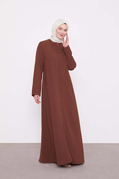 Levidor Coffee-Colored Collar Ribbon Detailed Robe