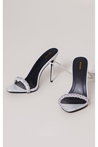 NO BRAND Sandale argintii cu toc stiletto, decorate cu barete, Prettylittleth...