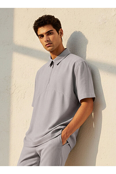 Love Pangolin Men Zip Through Polo T-shirt