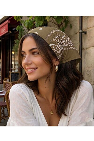 MutluBiDünya Etnik Desen Kare Pamuklu Bandana Fular
