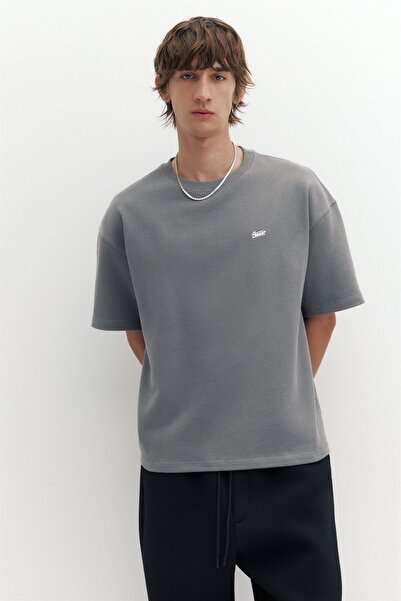Pull & Bear Logolu kısa kollu sweatshirt