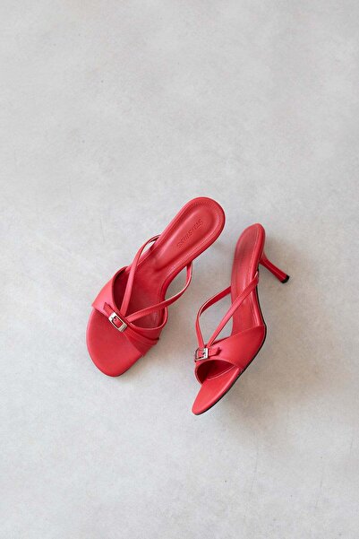STRASWANS Centro Women's Heeled Leather Sandals Red