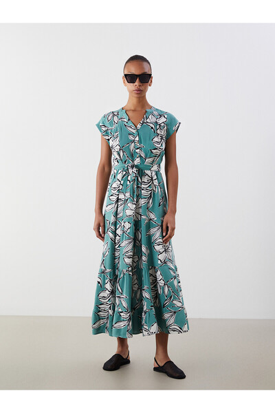 LC Waikiki Original V-Neck Floral Dress