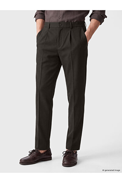 LC Waikiki Rmz Gi̇yi̇m Farkiyla Standard Fit Pleated Men's Trousers