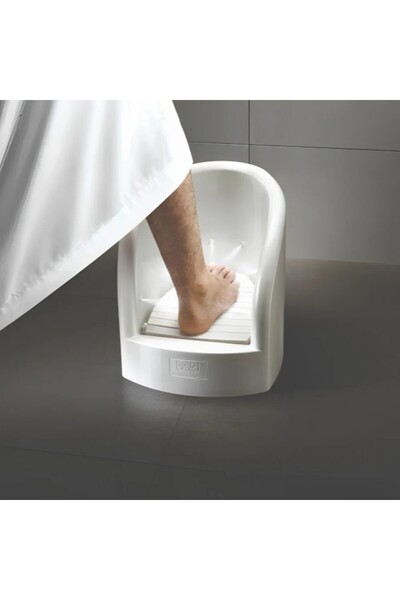 Generic Brand Foot Washing Device for the Elderly