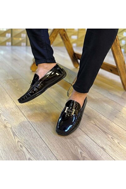 Parlak Hakiki Deri Tokalı Günlük Loafer Ayakkabı