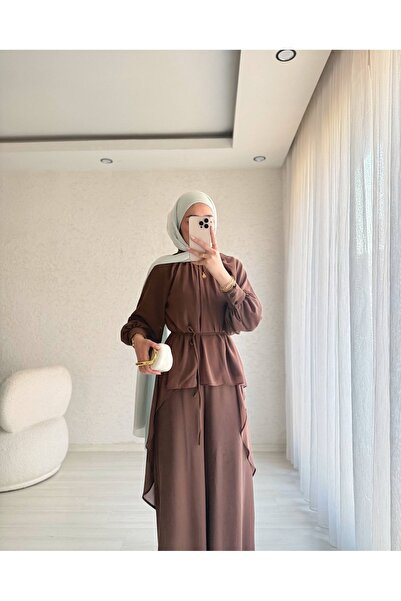BELLASTORE طقم بنطلون بتفاصيل طبقات من الشيفون