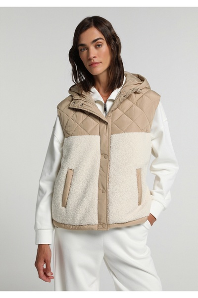 Colin's Regular Fit Hooded Zippered Lined Water Resistant Women's Beige Vest