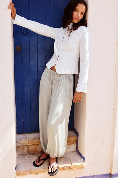 Pull & Bear Saten yüzeyli şalvar pantolon